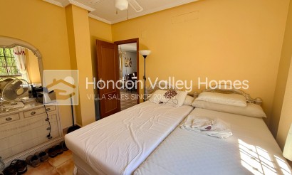Resale - 4. House - Detached Villa - Hondón de las Nieves