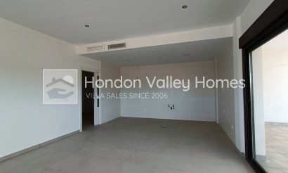 Obra Nueva / En Proyecto - Villa - Canada de la Lena