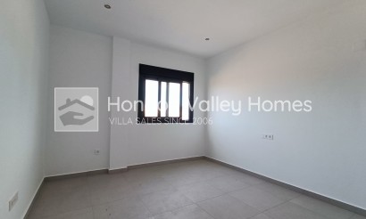 Obra Nueva / En Proyecto - Villa - Canada de la Lena