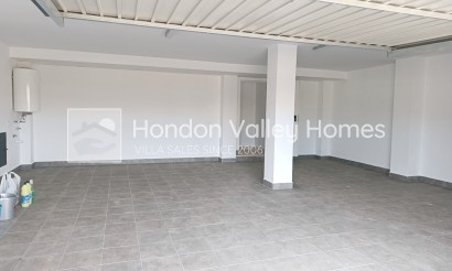 Obra Nueva / En Proyecto - Villa - Canada de la Lena