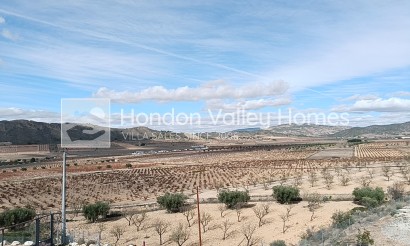 Obra Nueva / En Proyecto - Villa - Canada de la Lena