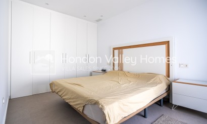 Reventa - Detached Villa - Dolores