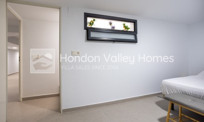 Reventa - Detached Villa - Dolores