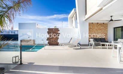 Reventa - Detached Villa - Dolores