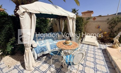 Revente - 4. House - Detached Villa - Hondón de las Nieves