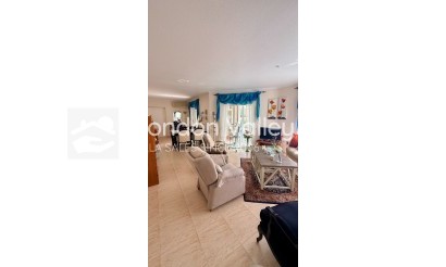 Revente - 4. House - Detached Villa - Hondón de las Nieves