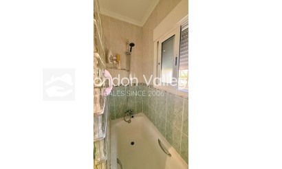 Revente - 4. House - Detached Villa - Hondón de las Nieves