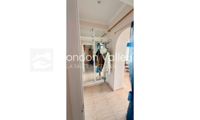 Revente - 4. House - Detached Villa - Hondón de las Nieves