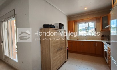 Resale - Villa - Detached - La Romana