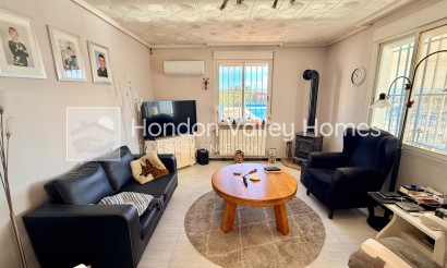 Wiederverkauf - Villa - Hondón de las Nieves