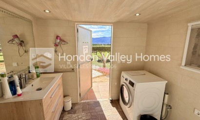 Wiederverkauf - Villa - Hondón de las Nieves