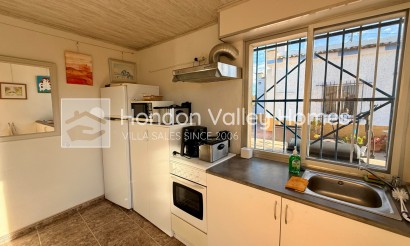 Wiederverkauf - Villa - Hondón de las Nieves