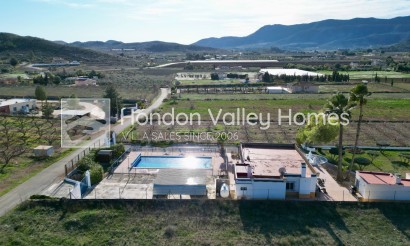 Wiederverkauf - Villa - Hondón de las Nieves