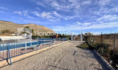 Wiederverkauf - Villa - Hondón de las Nieves