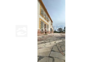 Reventa - Villa - Detached - La Romana