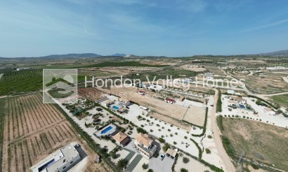 Resale - Villa - Pinoso