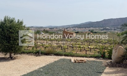 Resale - Villa - Pinoso