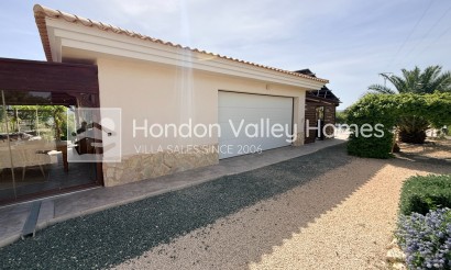 Resale - Villa - Pinoso