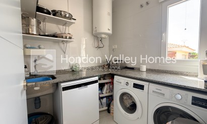 Resale - Villa - Pinoso