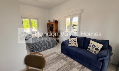 Resale - Villa - Pinoso