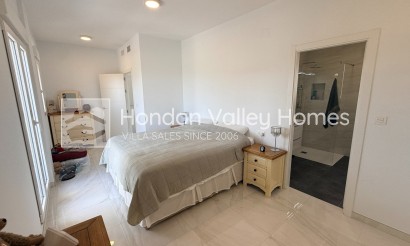 Resale - Villa - Pinoso