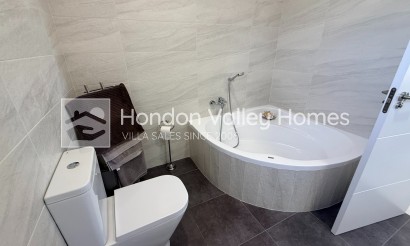 Resale - Villa - Pinoso