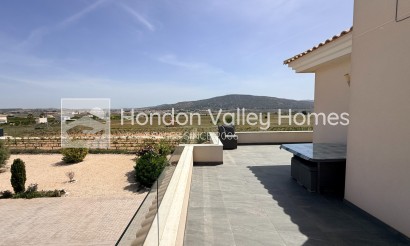 Resale - Villa - Pinoso