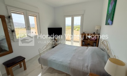 Resale - Villa - Pinoso