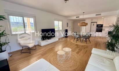 Resale - Villa - Macisvenda