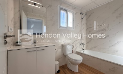 Resale - Villa - Macisvenda