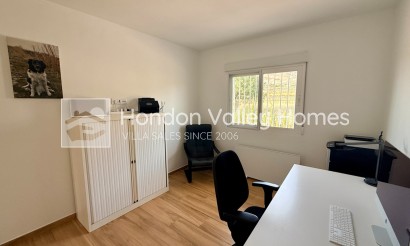 Resale - Villa - Macisvenda