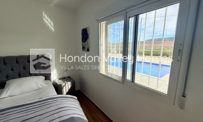 Resale - Villa - Macisvenda