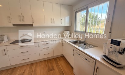 Resale - Villa - Macisvenda