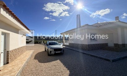 Resale - Villa - Macisvenda