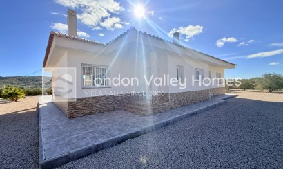 Resale - Villa - Macisvenda