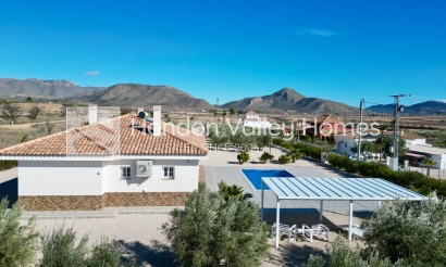 Resale - Villa - Macisvenda