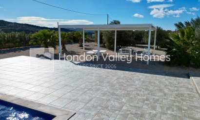 Resale - Villa - Macisvenda