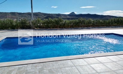 Resale - Villa - Macisvenda