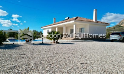 Resale - Villa - Macisvenda