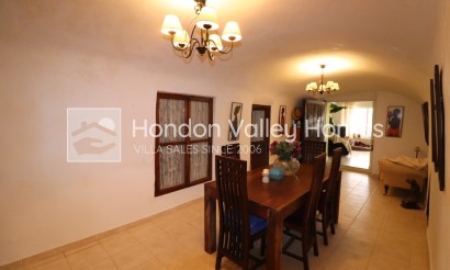 Herverkoop - 5. Finca / Country Property - Hondón de las Nieves