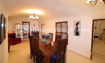 Herverkoop - 5. Finca / Country Property - Hondón de las Nieves