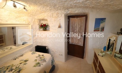 Herverkoop - 5. Finca / Country Property - Hondón de las Nieves