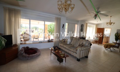 Herverkoop - 5. Finca / Country Property - Hondón de las Nieves