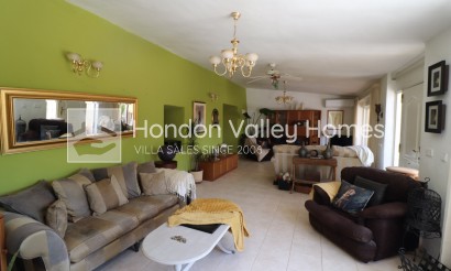 Herverkoop - 5. Finca / Country Property - Hondón de las Nieves