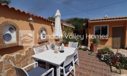 Herverkoop - 5. Finca / Country Property - Hondón de las Nieves