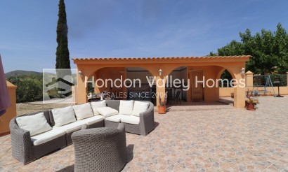 Herverkoop - 5. Finca / Country Property - Hondón de las Nieves