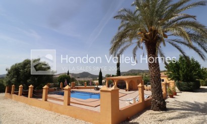 Herverkoop - 5. Finca / Country Property - Hondón de las Nieves