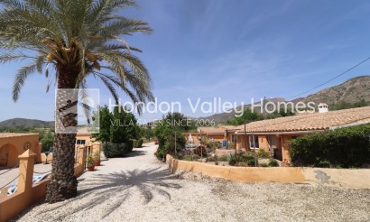 Herverkoop - 5. Finca / Country Property - Hondón de las Nieves