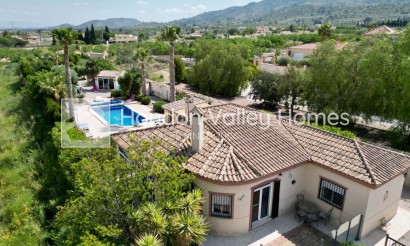 Rynek wtórny - Detached Villa - Hondón de los Fráiles