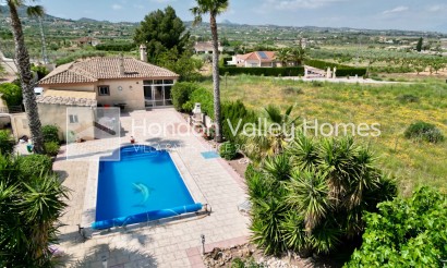 Rynek wtórny - Detached Villa - Hondón de los Fráiles